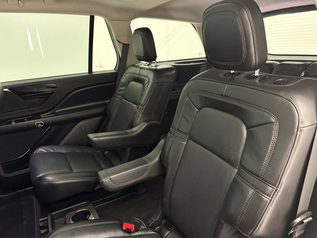 Used 2023 Lincoln Aviator Reserve RWD image 27