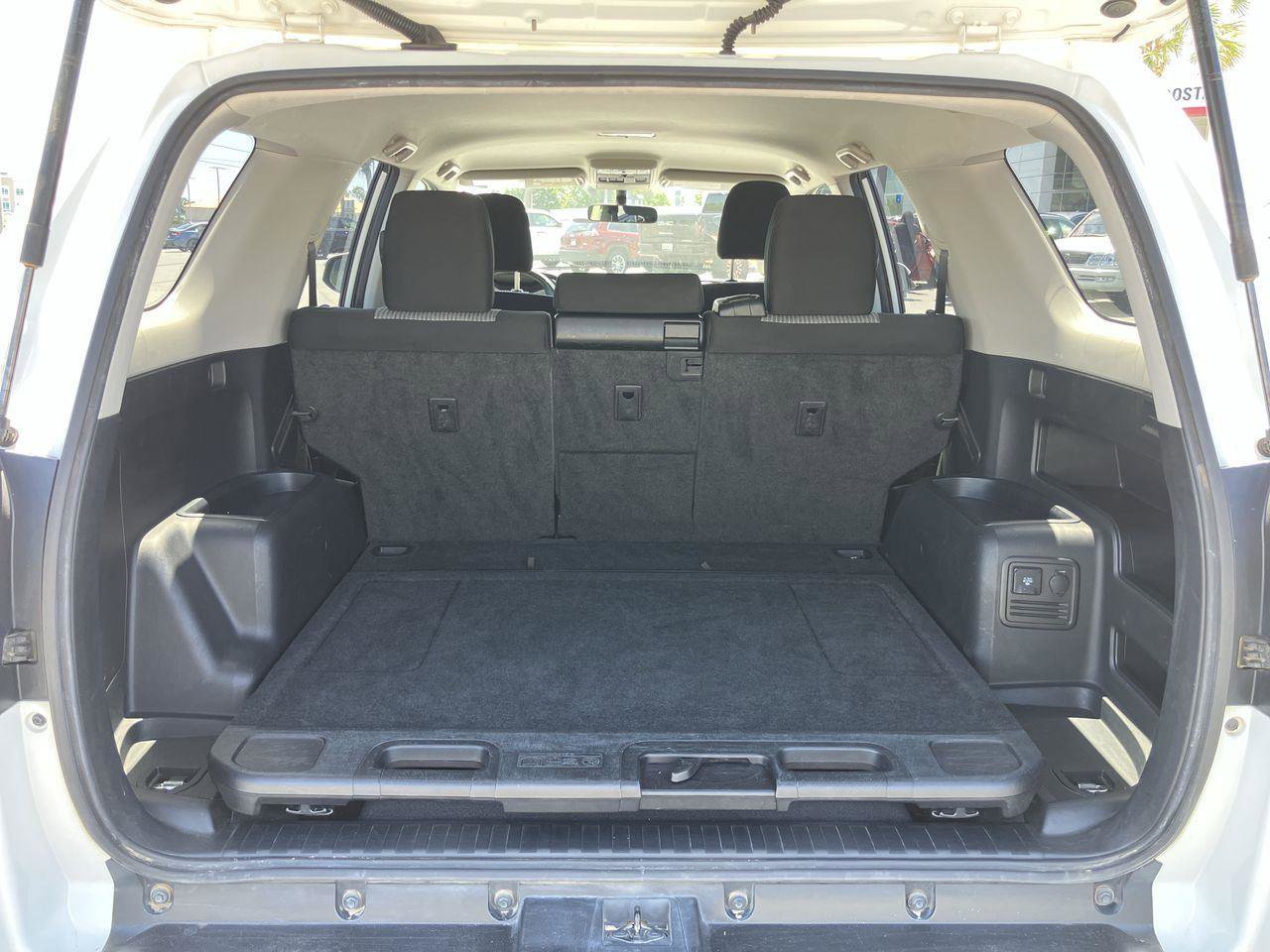 Used 2016 Toyota 4Runner SR5 RWD image 28