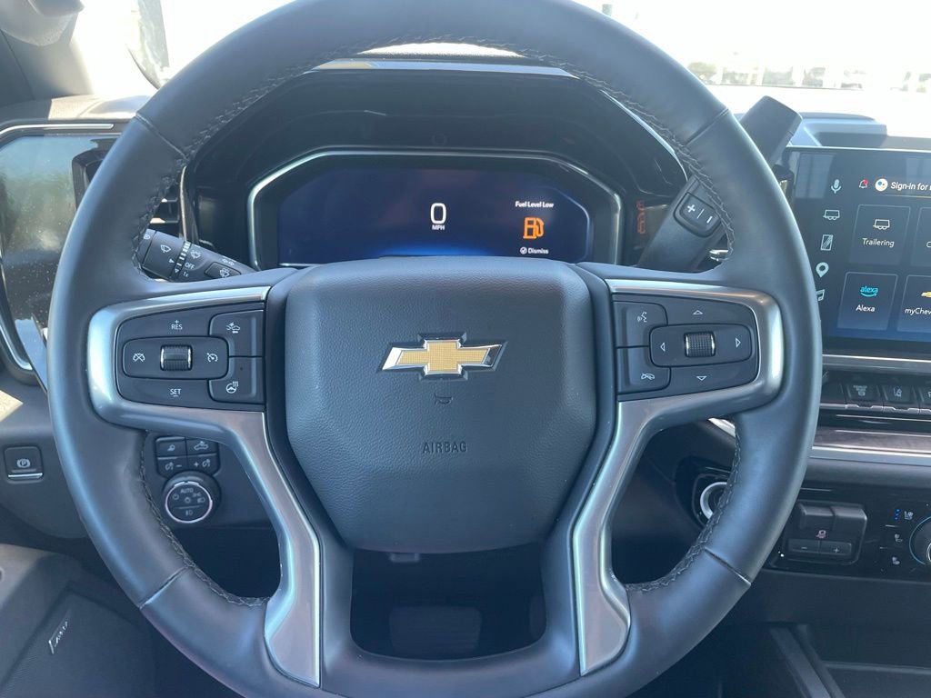 Used 2025 Chevrolet Silverado 2500 LTZ w/ LTZ Convenience Package image 14