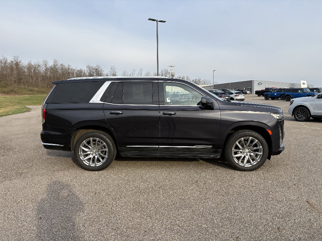 Used 2023 Cadillac Escalade Premium Luxury w/ LPO, Radiant Package AWD/4WD image 5