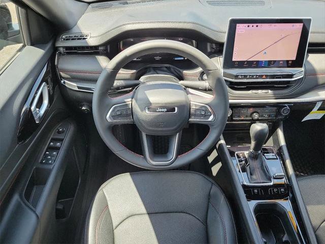 Certified 2023 Jeep Compass Trailhawk w/ Trailhawk Elite Group image 11