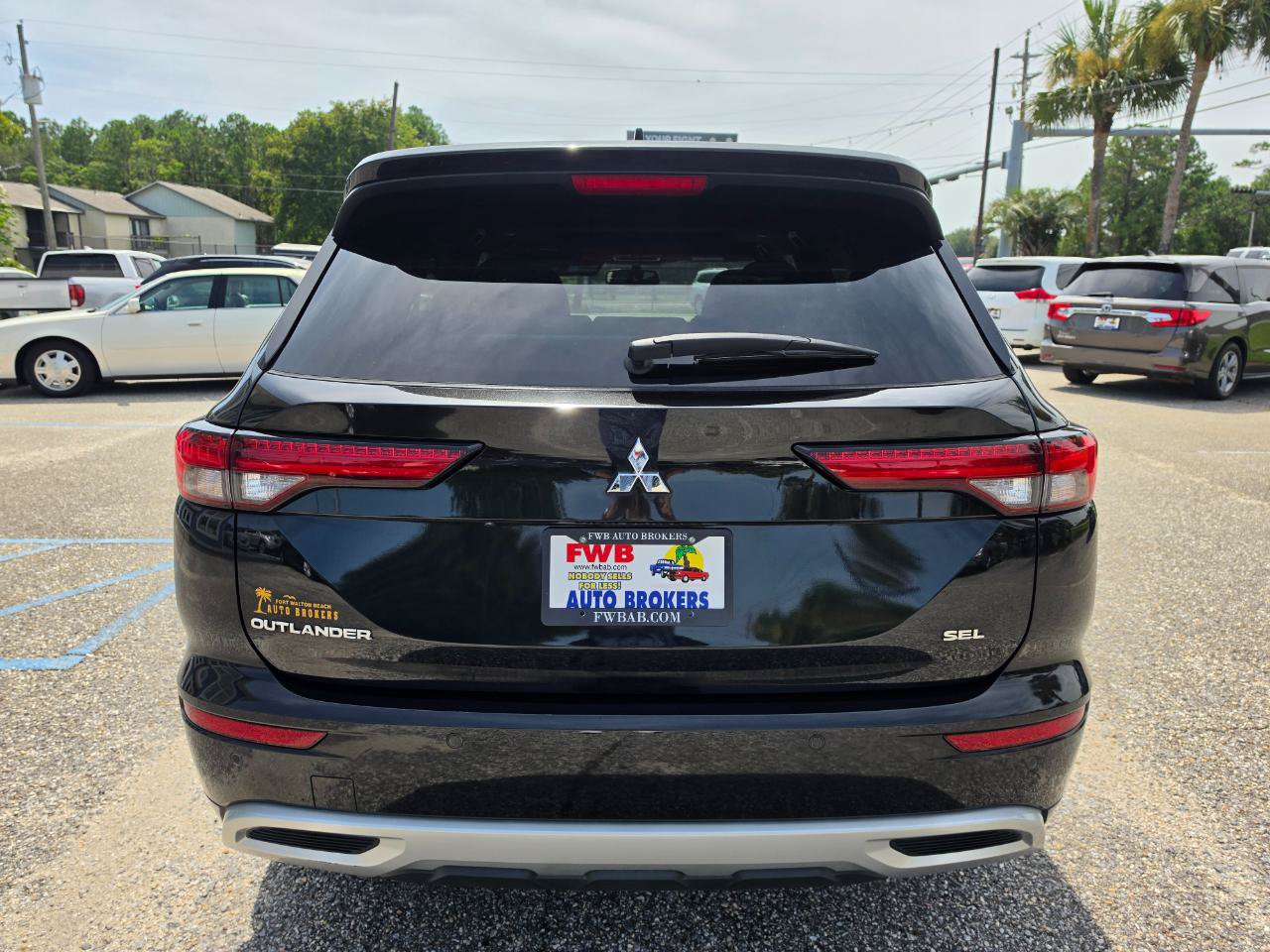 Used 2022 Mitsubishi Outlander SEL FWD image 4