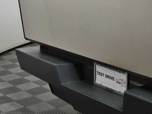 Used 2025 Tesla Cybertruck AWD Crew Cab image 9