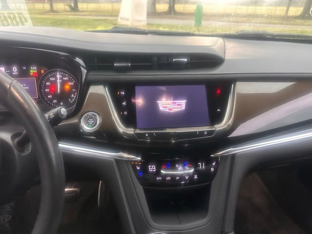 Certified 2024 Cadillac XT6 Sport w/ Platinum Package AWD/4WD image 11