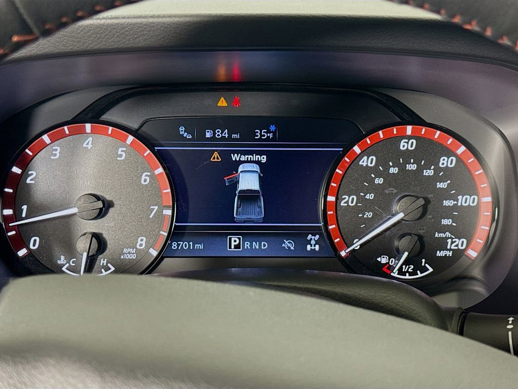 Used 2025 Nissan Frontier PRO-4X w/ Pro Convenience Package image 12