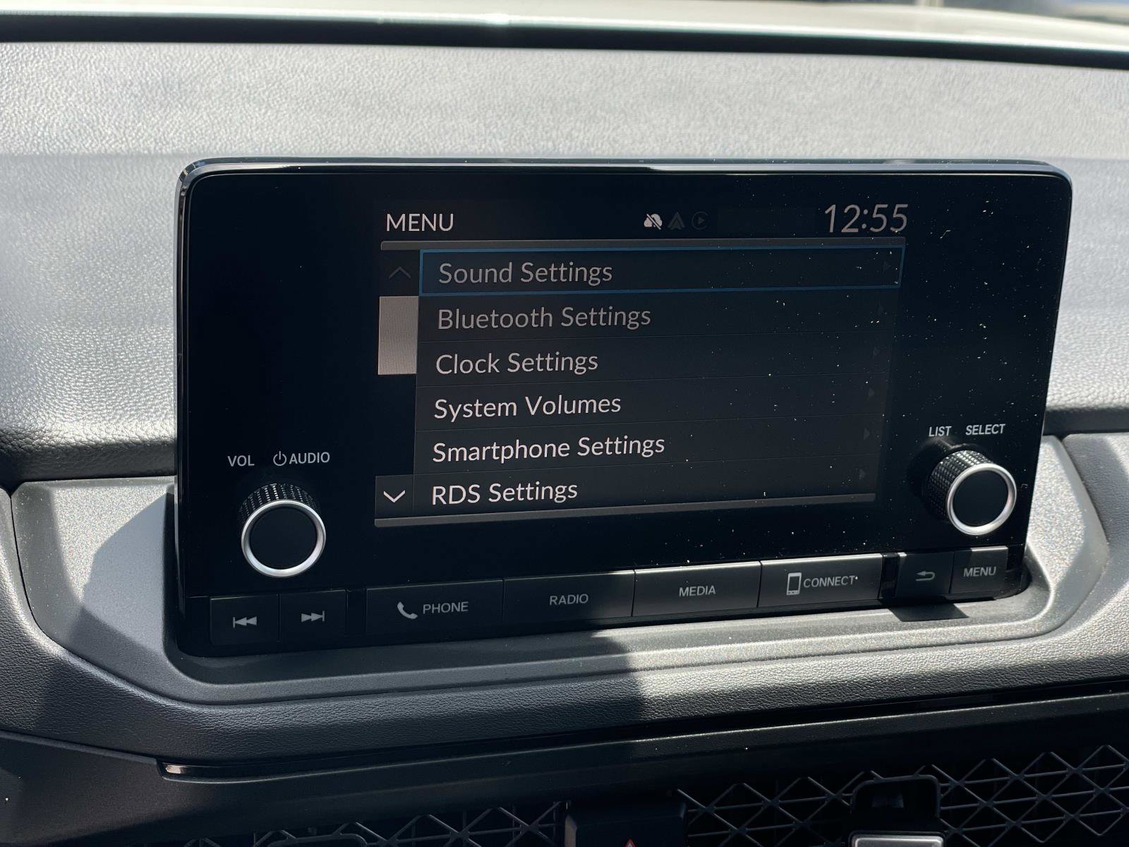 Used 2025 Honda Accord SE image 9