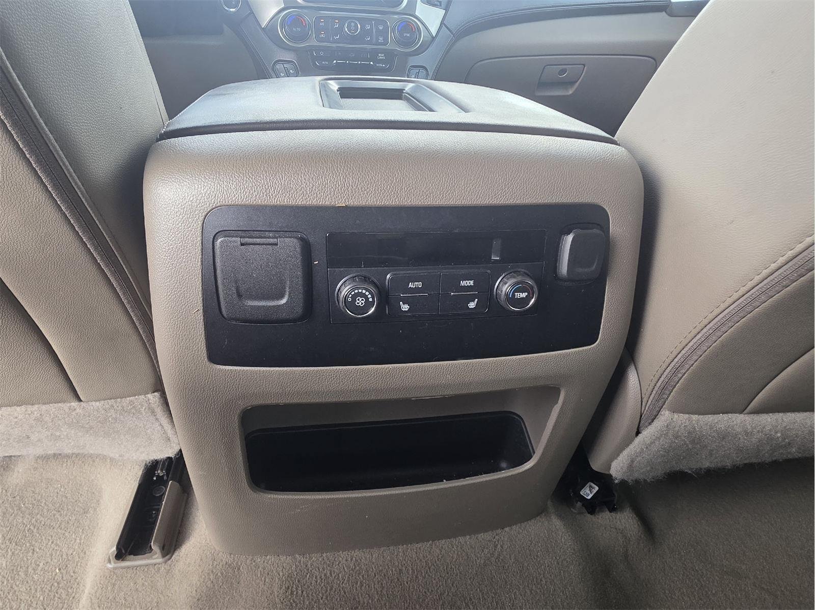 Certified 2019 Chevrolet Tahoe LT w/ Luxury Package RWD image 22
