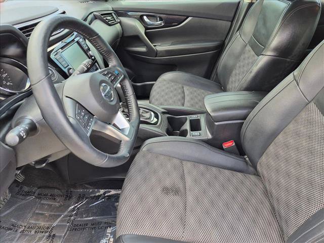 Used 2022 Nissan Rogue Sport SV w/ Technology Package AWD/4WD image 15
