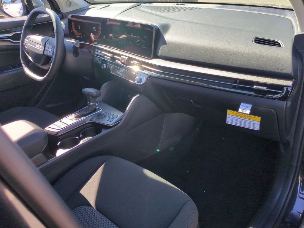 New 2026 Kia Sportage LX FWD image 28