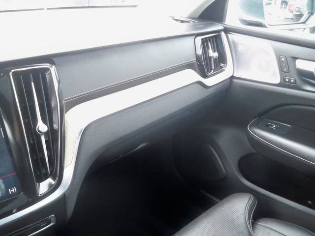 Used 2019 Volvo S60 T6 Inscription image 12