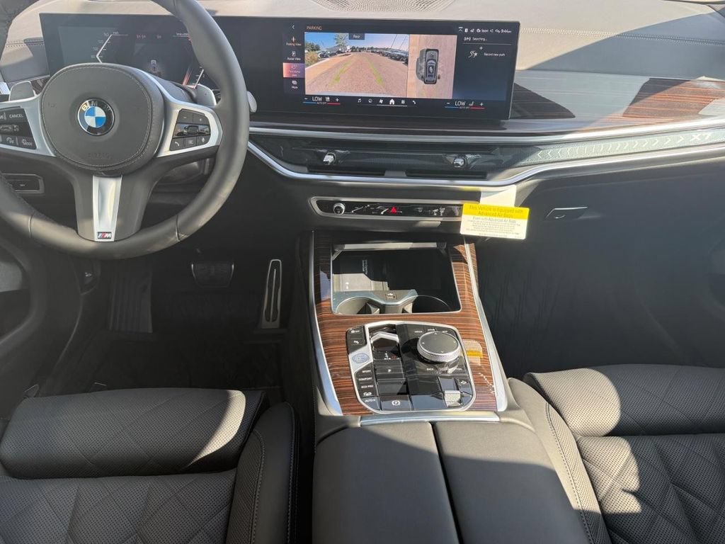 New 2027 BMW X7 xDrive40i w/ M Sport Package AWD/4WD image 7