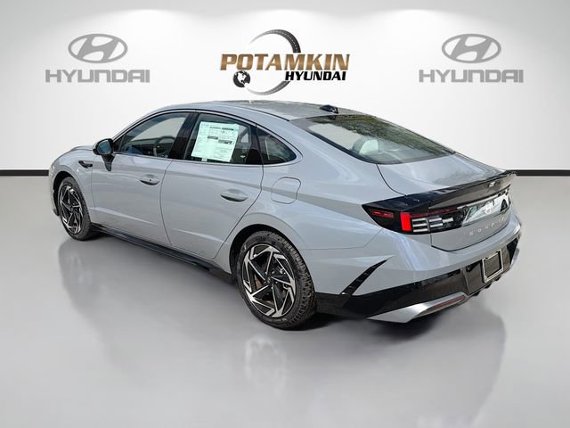 New 2026 Hyundai Sonata SEL FWD image 7