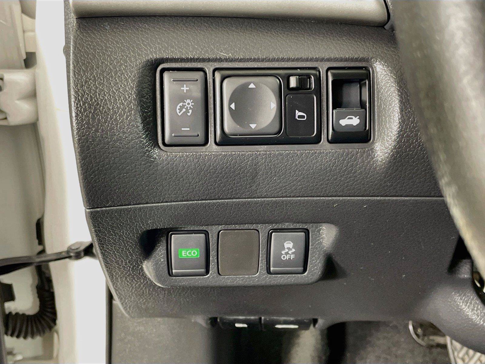 Used 2019 Nissan Sentra SV FWD image 14