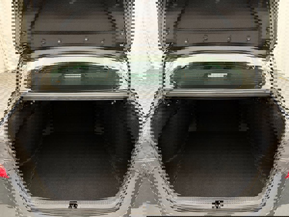 Used 2025 Toyota Camry LE image 32