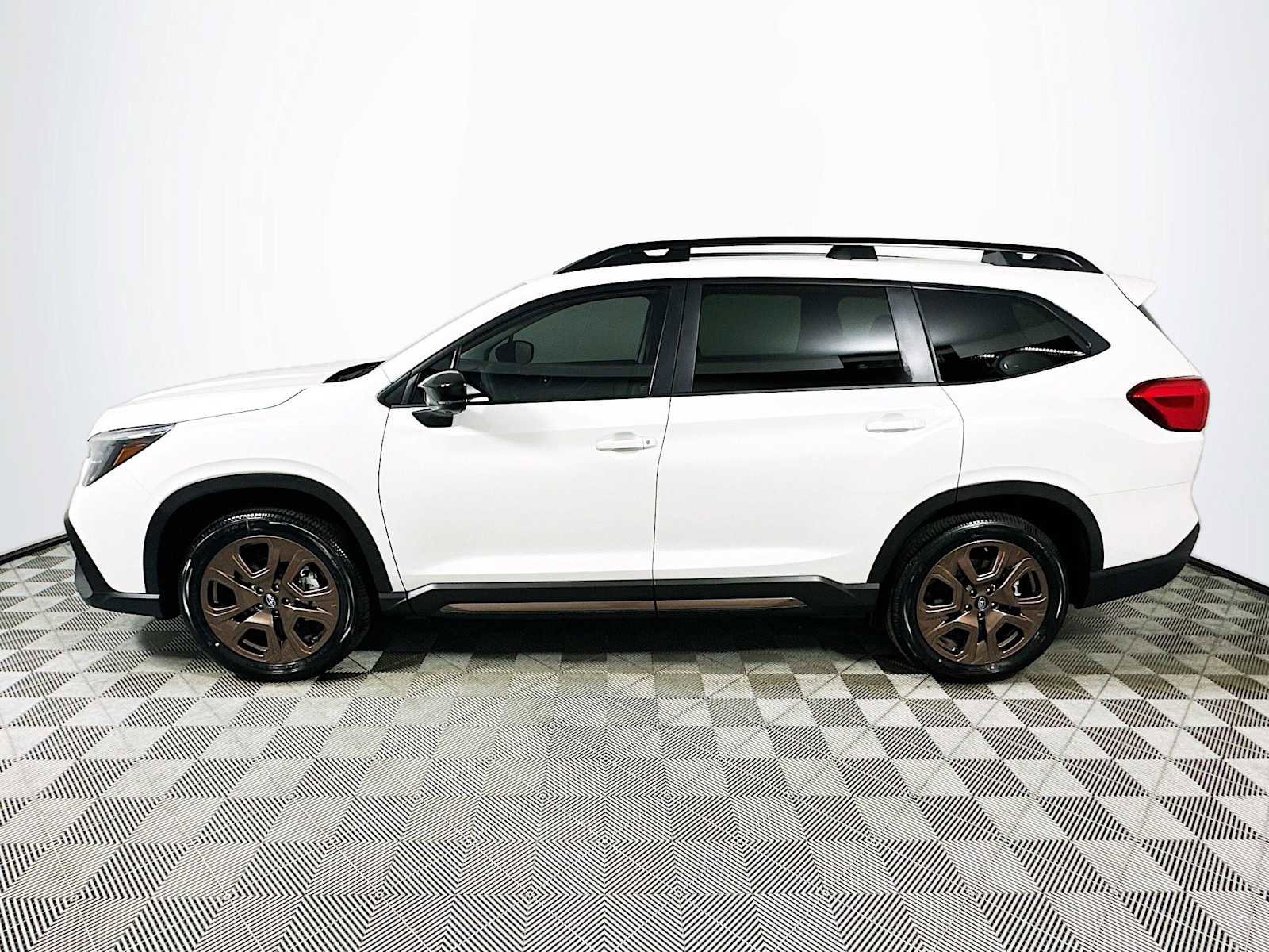 New 2026 Subaru Ascent Limited Bronze image 4