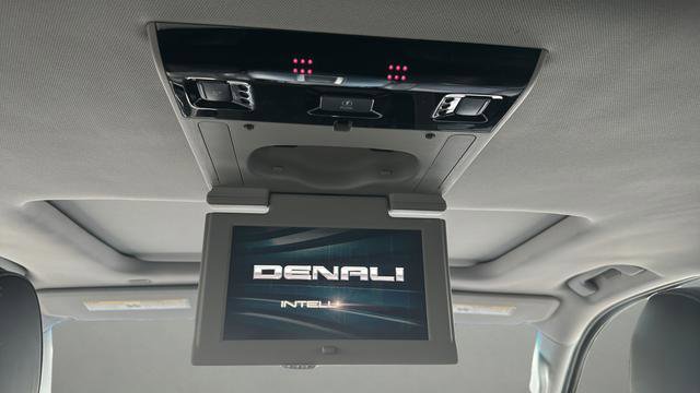 Used 2018 GMC Yukon XL Denali w/ Open Road Package RWD image 24