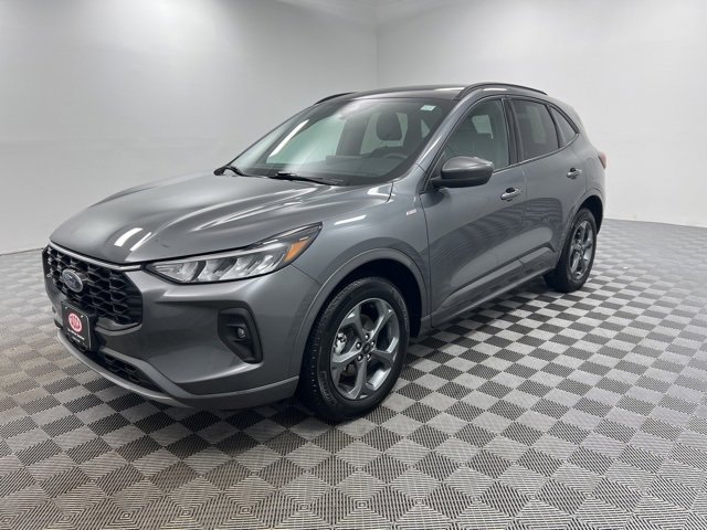 Used 2023 Ford Escape ST-Line Select w/ Tech Pack #1 image 3