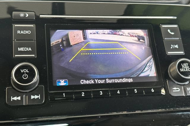 Used 2019 Honda CR-V LX image 22