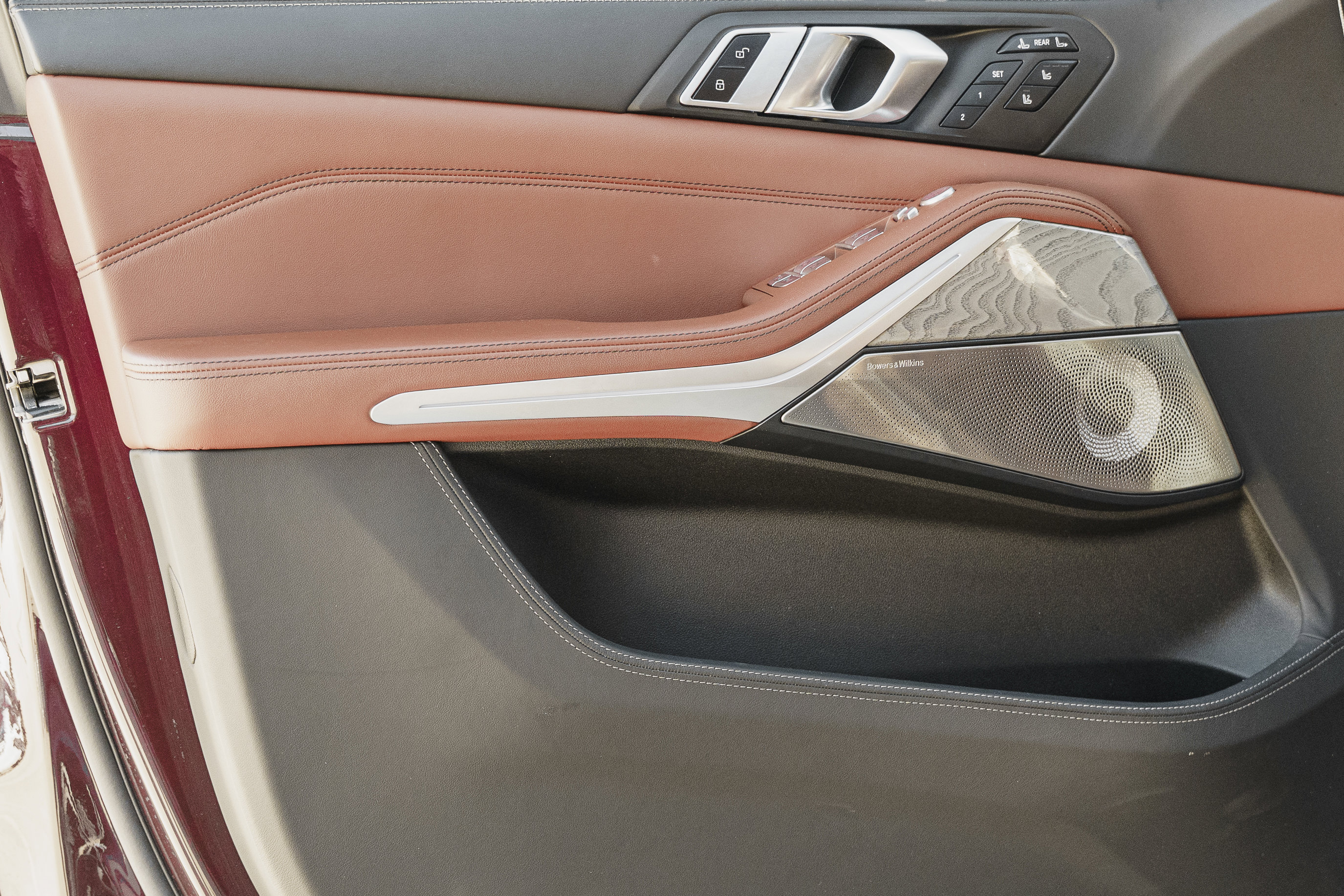 Used 2023 BMW X7 M60i w/ Executive Package image 21