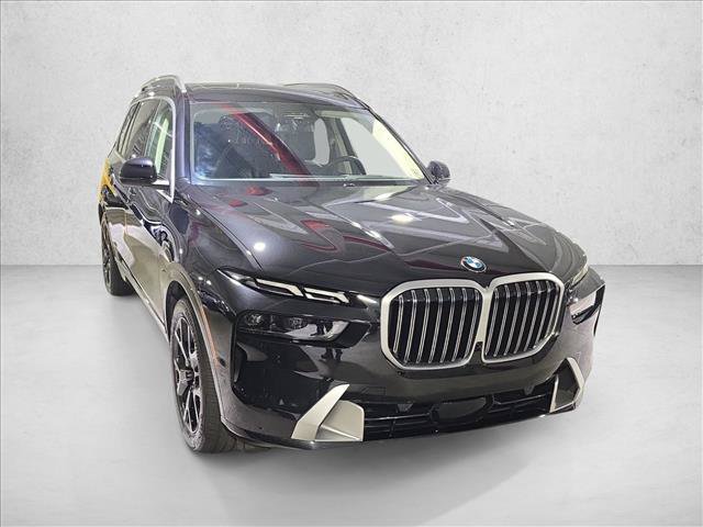 Used 2026 BMW X7 xDrive40i AWD/4WD image 3