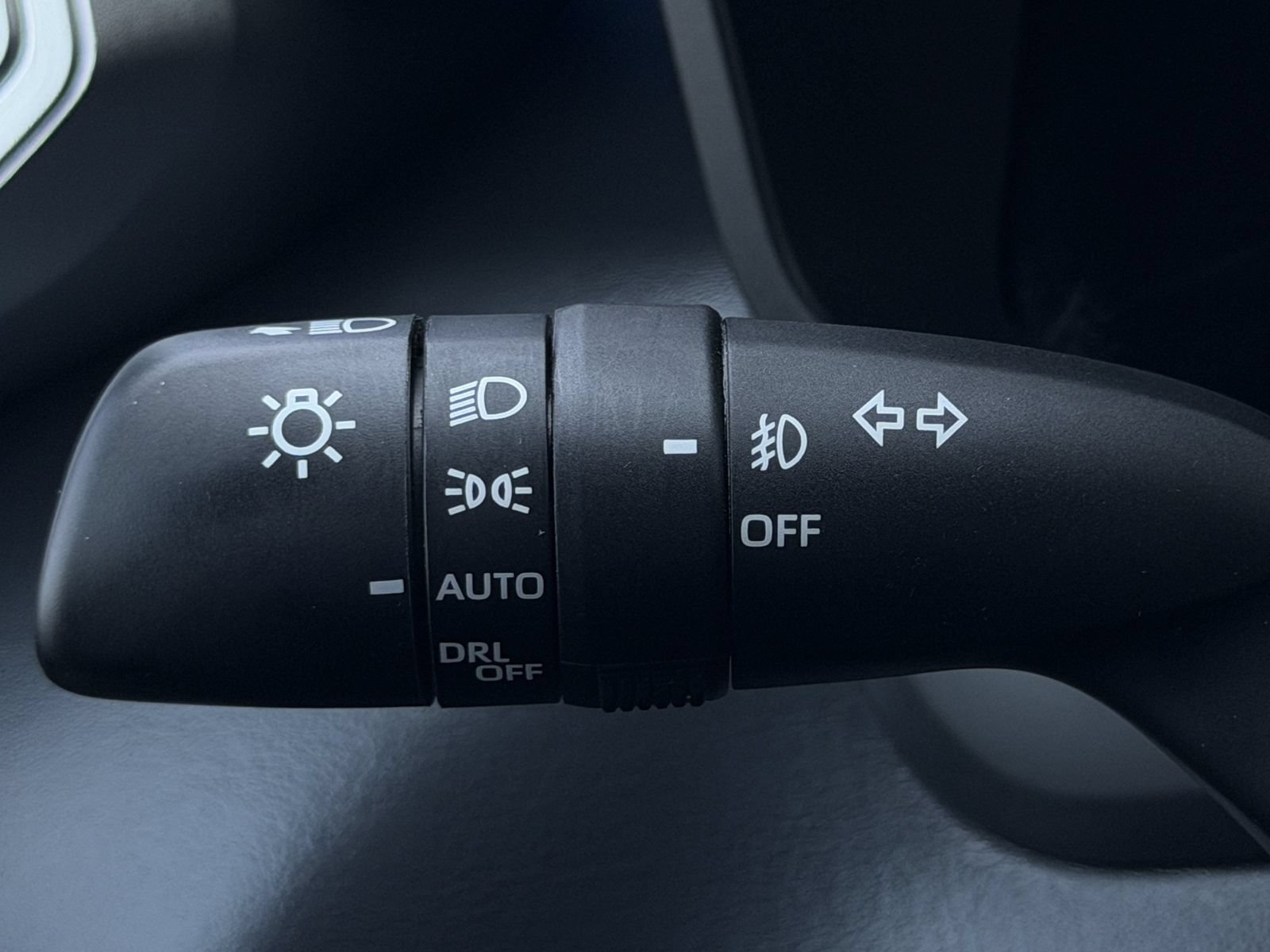 Used 2024 Toyota Sequoia Platinum AWD/4WD image 24