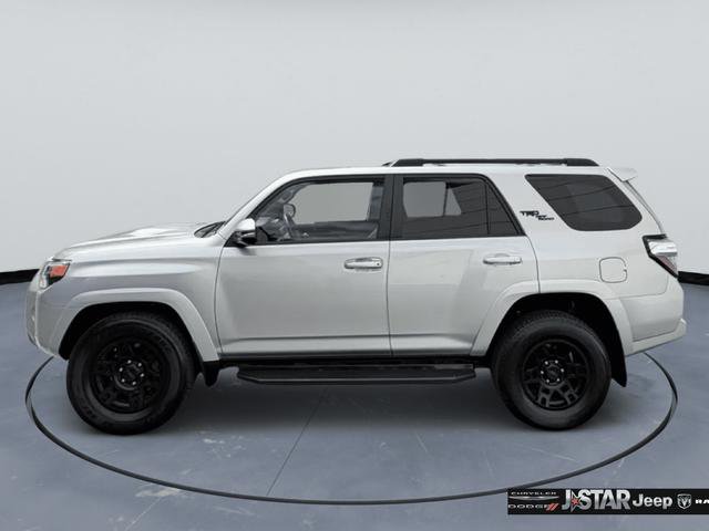 Used 2024 Toyota 4Runner TRD Off-Road Premium w/ Moonroof Package AWD/4WD image 8