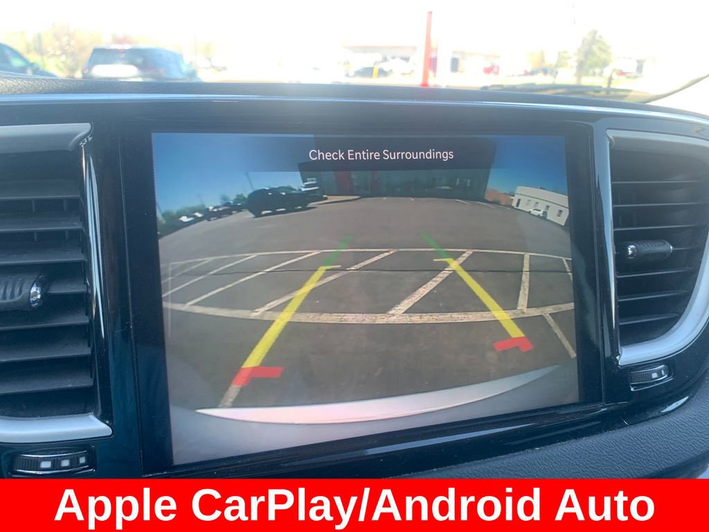 Used 2023 Chrysler Pacifica Touring-L FWD image 22