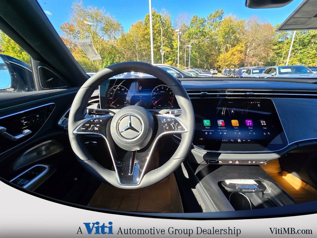 Used 2024 Mercedes-Benz E 350 4MATIC Sedan image 11