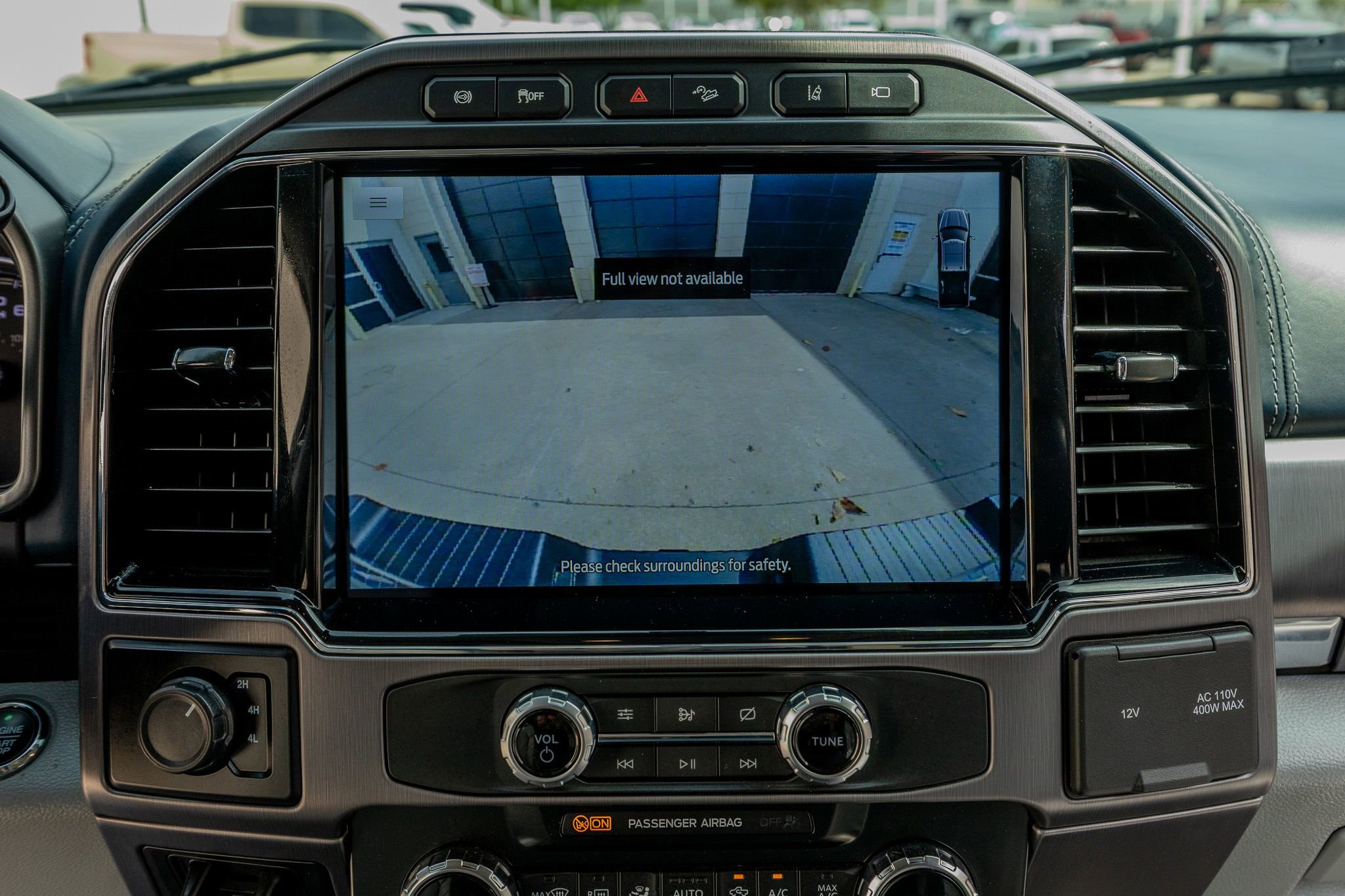 Used 2022 Ford F450 Limited w/ FX4 Off-Road Package image 27