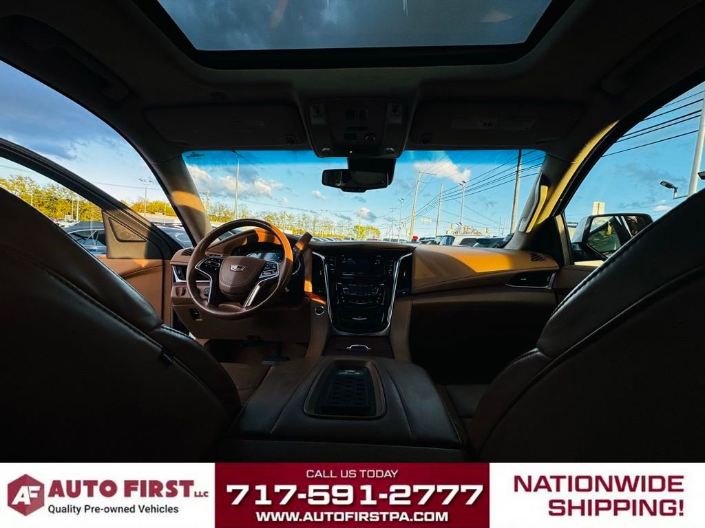 Used 2016 Cadillac Escalade ESV Platinum image 30