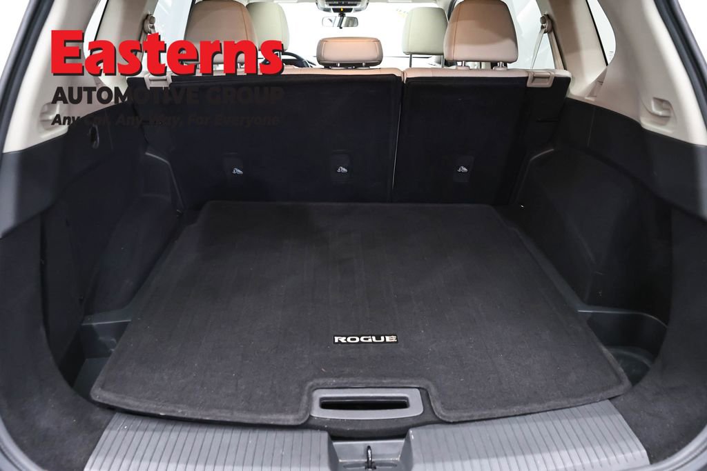 Used 2021 Nissan Rogue SV w/ Premium Package AWD/4WD image 9