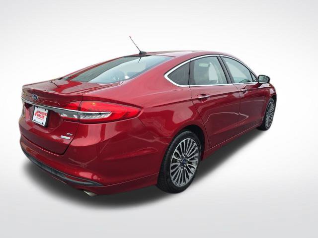 Used 2017 Ford Fusion SE w/ Fusion SE Technology Package FWD image 6