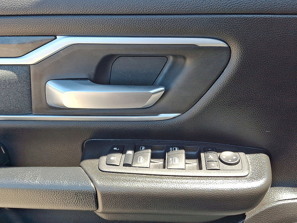 Used 2023 RAM 1500 Big Horn AWD/4WD image 10