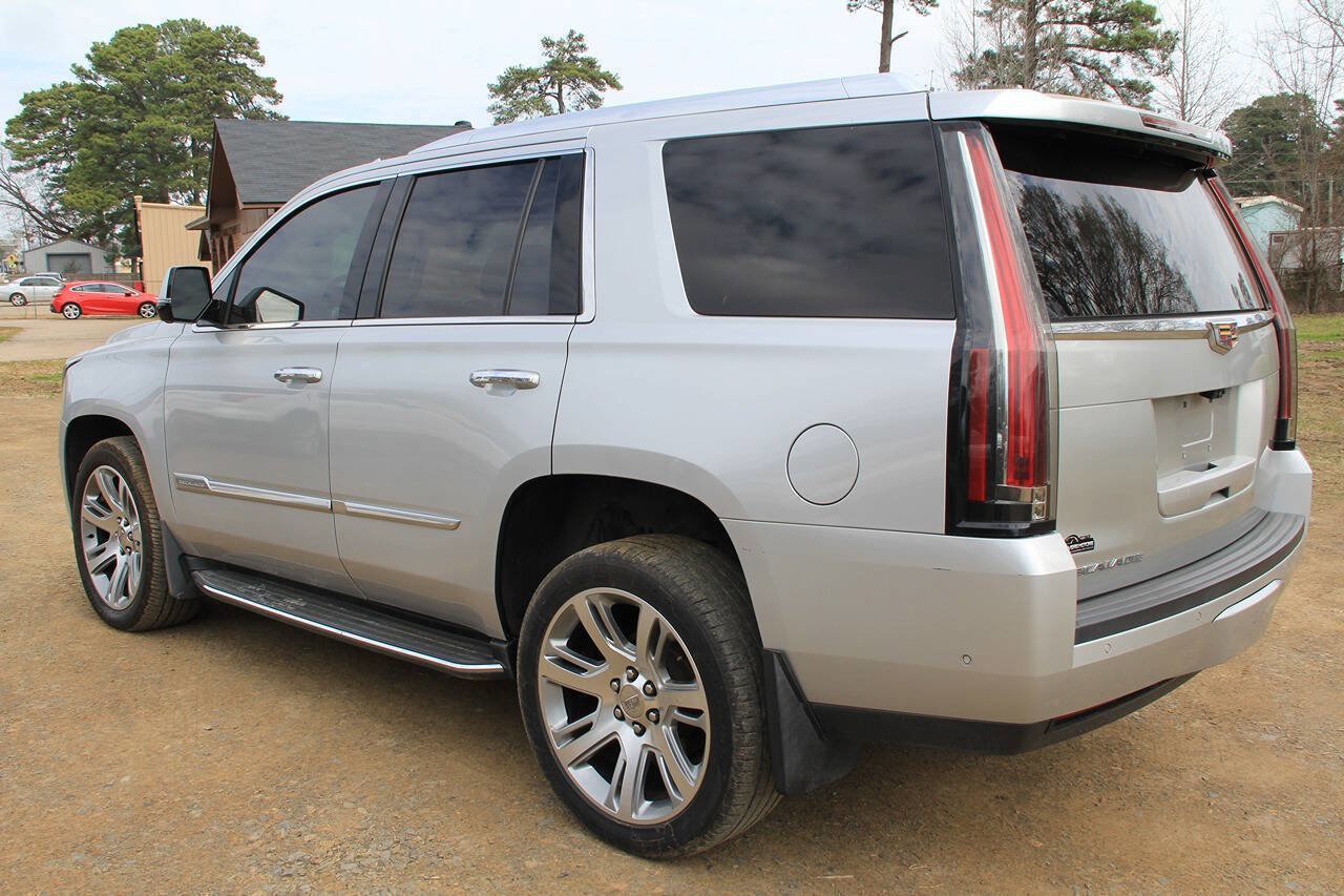 Used 2017 Cadillac Escalade Luxury AWD/4WD image 5