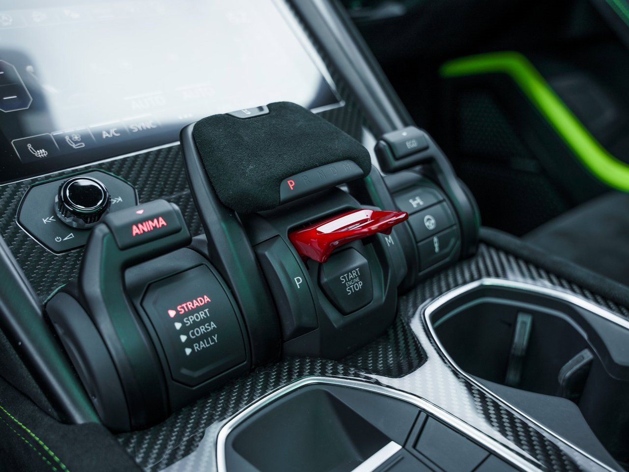 Used 2024 Lamborghini Urus Performante image 14