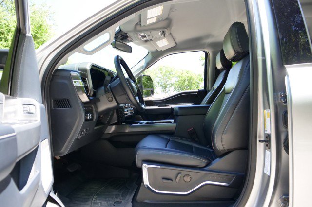 Used 2024 Ford F250 Lariat w/ Sport Appearance Package AWD/4WD image 28