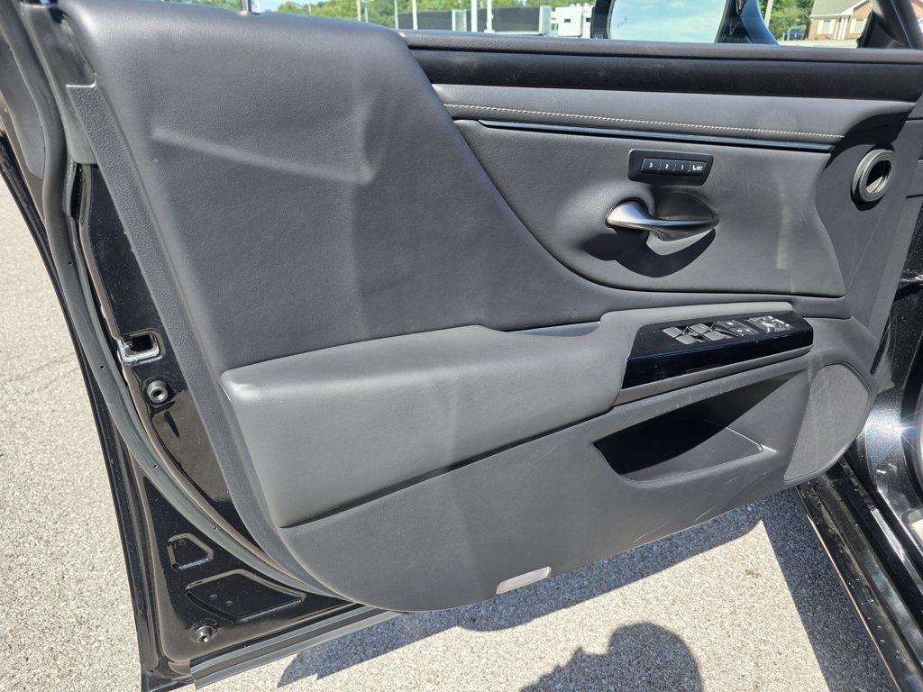Used 2022 Lexus ES 350 w/ Premium Package FWD image 17