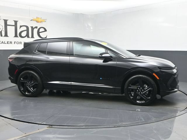 Used 2024 Chevrolet Equinox EV RS FWD image 50