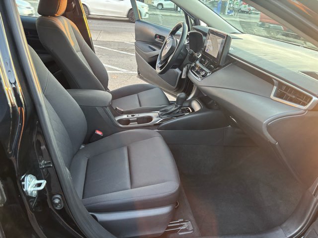 Used 2024 Toyota Corolla LE FWD image 18