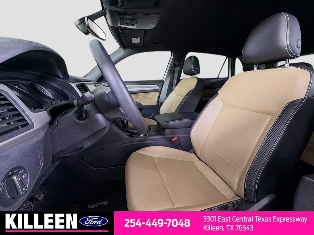 Used 2021 Volkswagen Atlas Cross Sport SE image 10