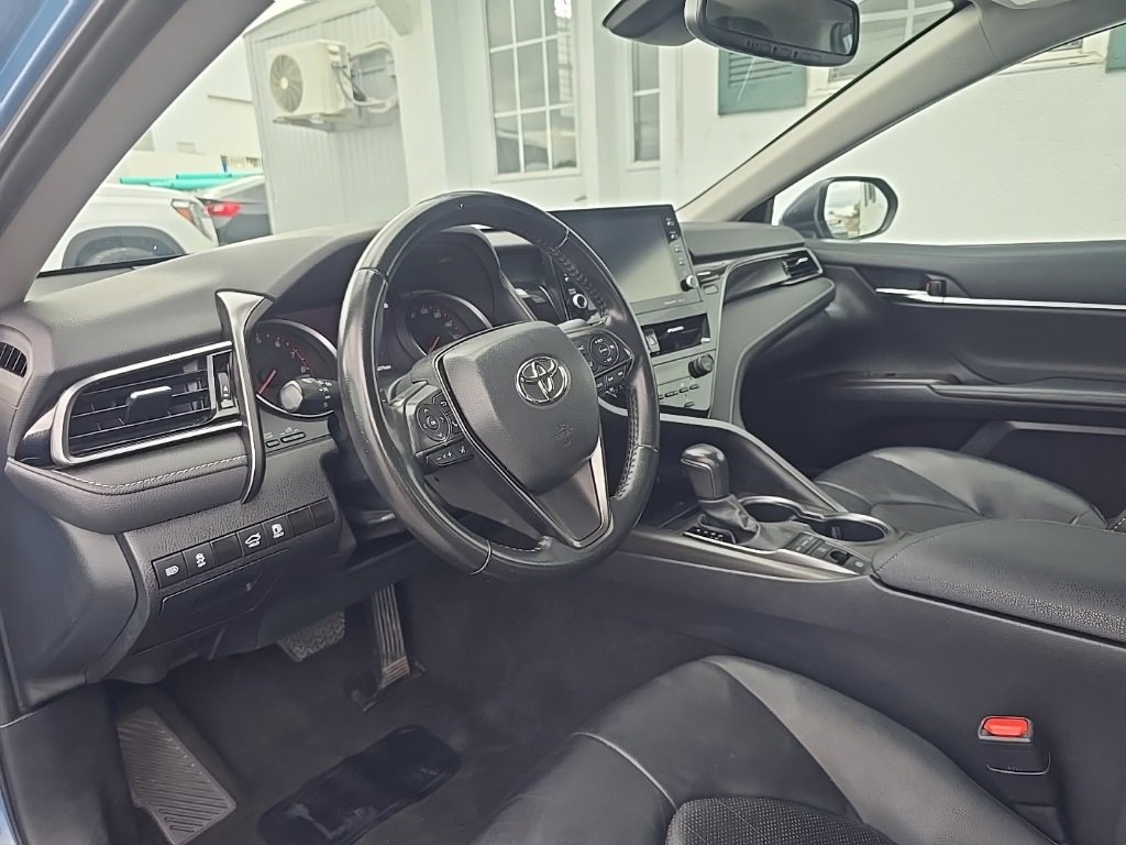 Used 2023 Toyota Camry XSE image 13