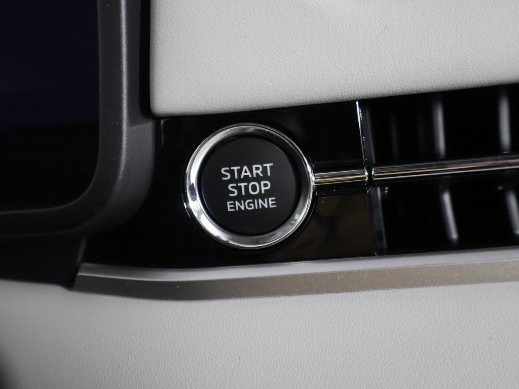 New 2026 Mitsubishi Outlander SE image 41