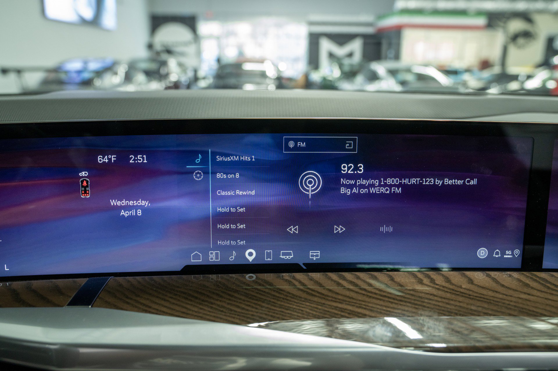 Used 2025 Cadillac Escalade ESV Sport Platinum image 35