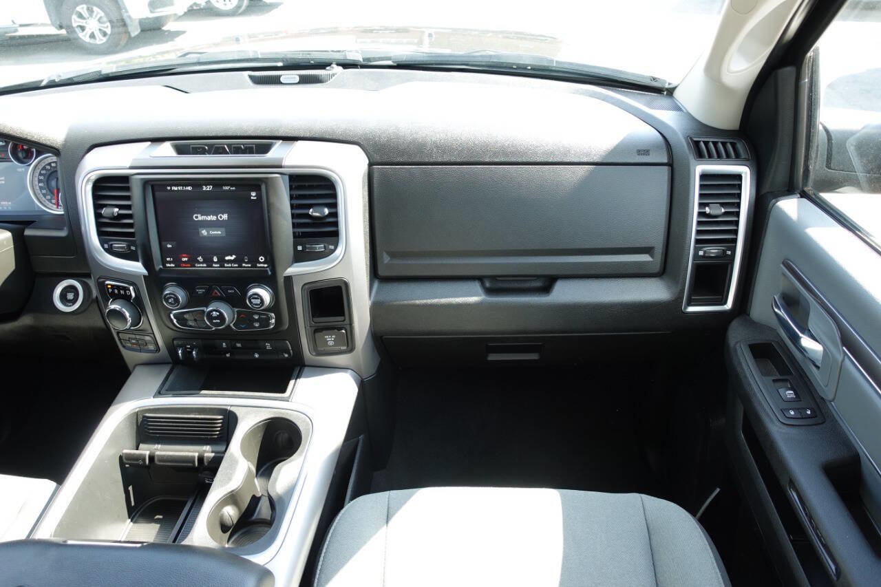 Used 2023 RAM 1500 Classic SLT w/ Electronics Convenience Group image 40