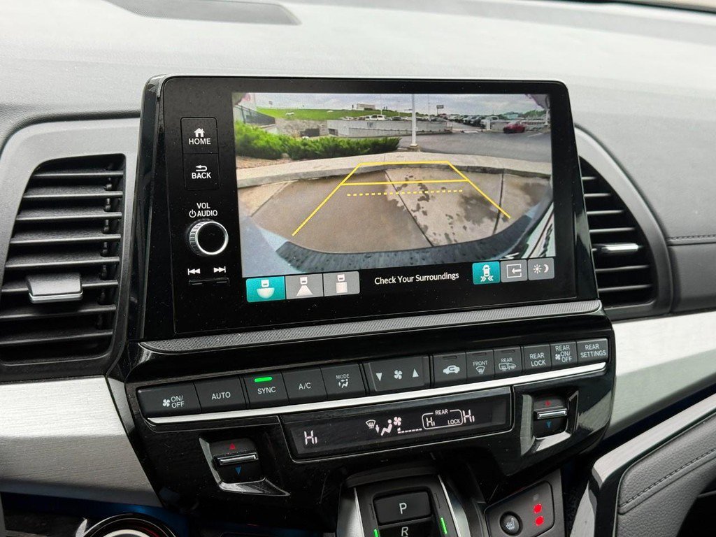 Used 2025 Honda Odyssey Touring image 24