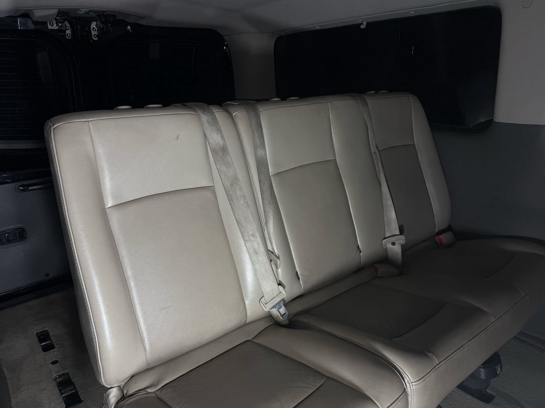 Used 2014 Nissan NV 3500 SL w/ Technology Package RWD image 12