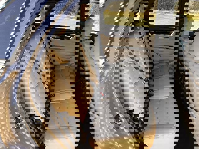 Used 2018 Cadillac XT5 Luxury w/ Driver Awareness Package image 30