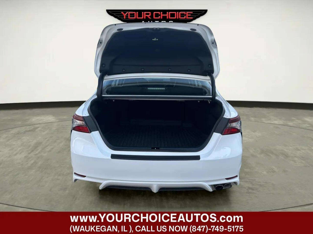 Used 2022 Toyota Camry SE FWD image 13