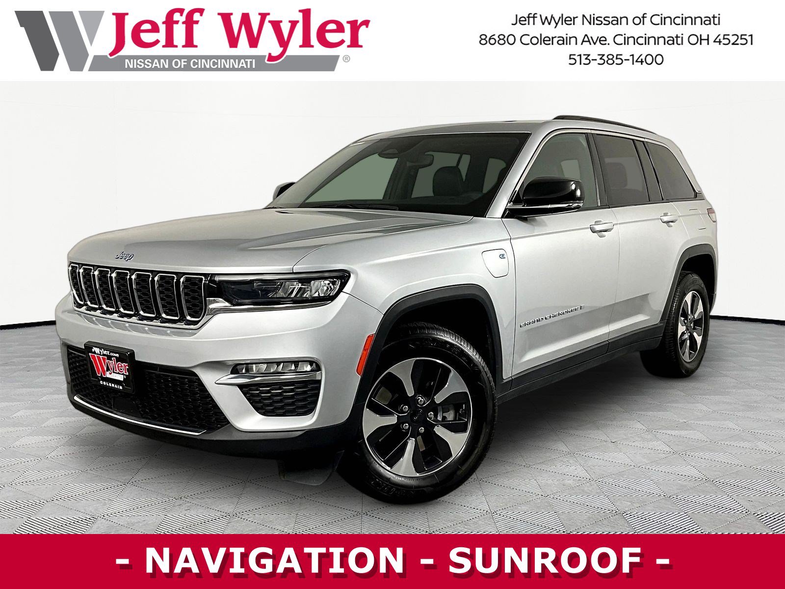 Used 2024 Jeep Grand Cherokee Limited 4xe AWD/4WD image 1