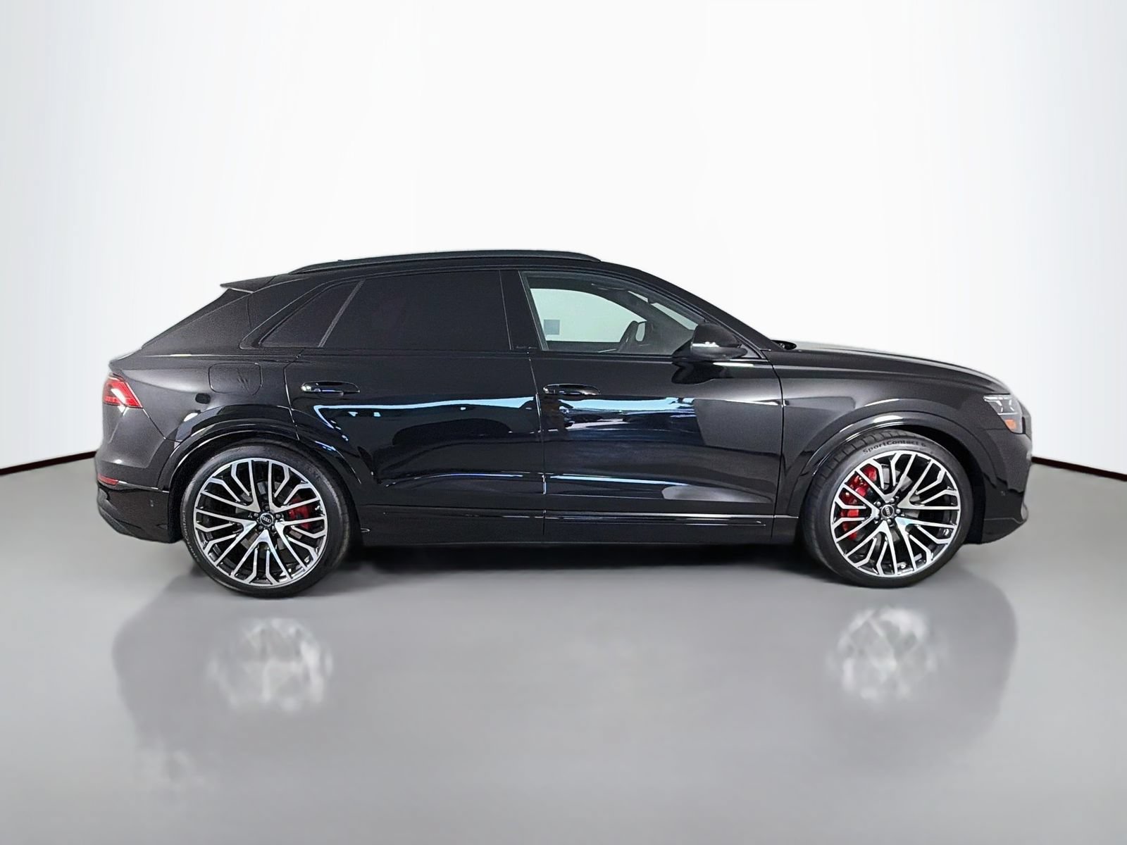 New 2026 Audi SQ8 Prestige AWD/4WD image 8